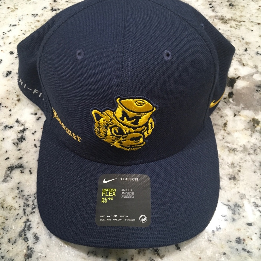 Nike Michigan Wolverines Boomer flex fit cap